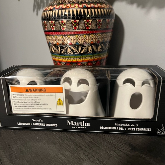 Martha Stewart White LED DECOR Ghost Figurines - Picture 3 of 7